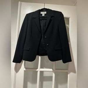 Jones New York Black Pantsuit | Size 6 petite